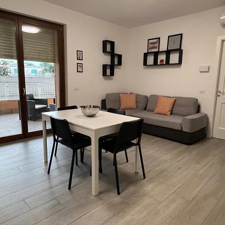 Casa Latini Con Piscina Appartamento *